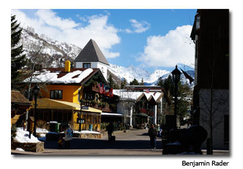 Stroll-Vail-Village