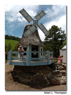 Tiny-Town-Buildings-Size