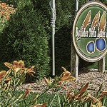 Twin Lakes Inn