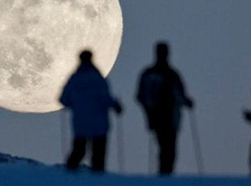 Full-Moon Snowshoeing 3